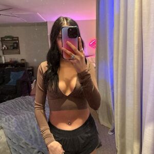 Brown Long Sleeve Crop Top